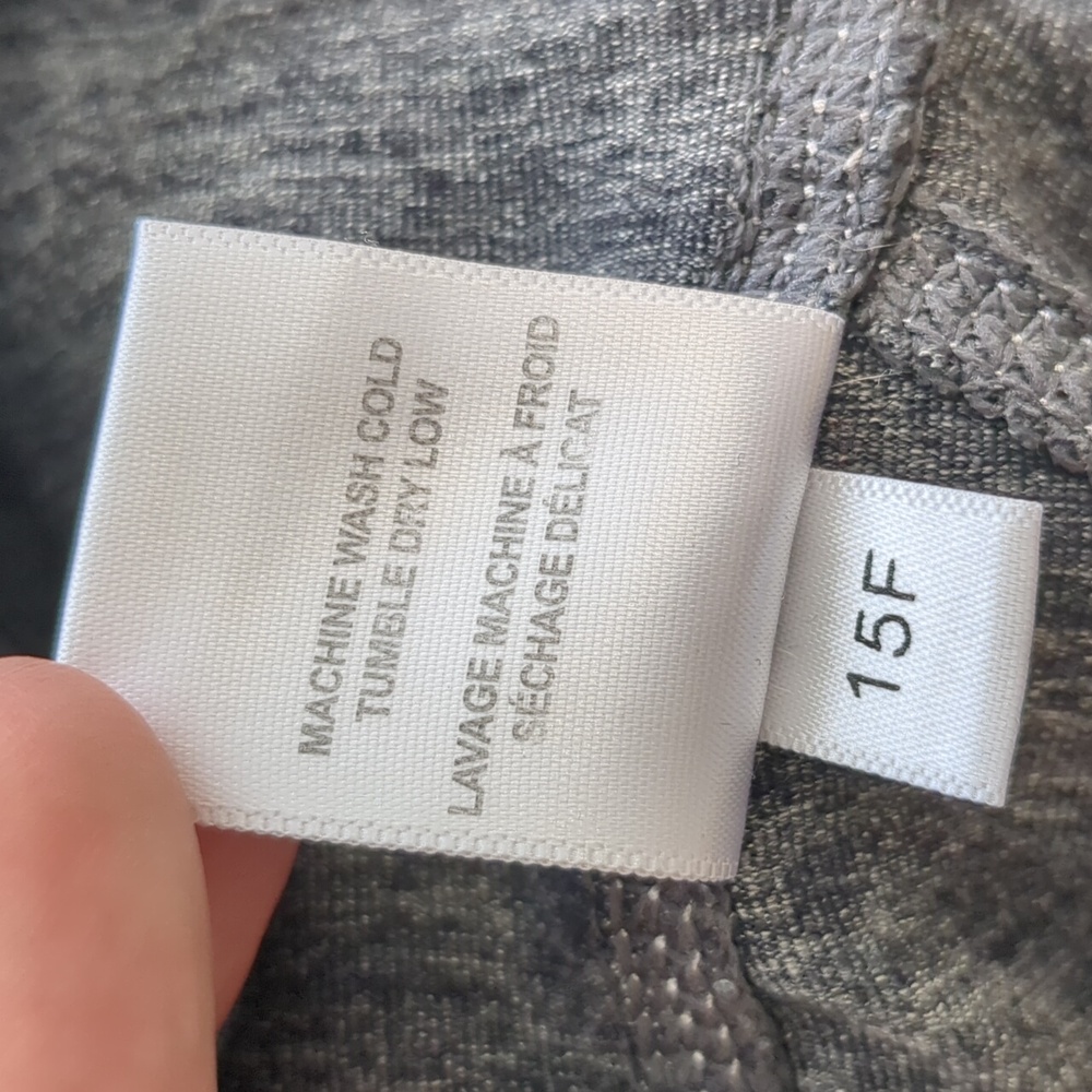 10 Short Kuhl Gray Pull On Style Stretchy Activewear Pants - Picture 15 of 15